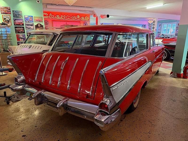 Begagnad Chevrolet Bel Air Sport 185 HK (136 kW) 1957 Röd Kombi