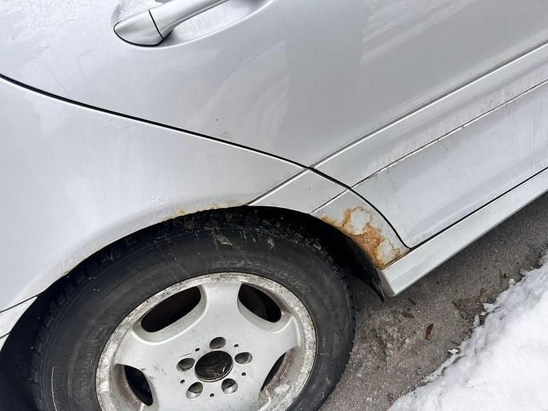 Begagnad Mercedes C180 143 HK (105 kW) 2005