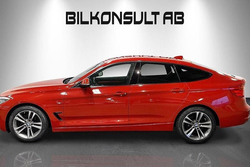 Begagnad BMW 330 Gran Turismo Sport Line 258 HK (189 kW) 2014 Röd