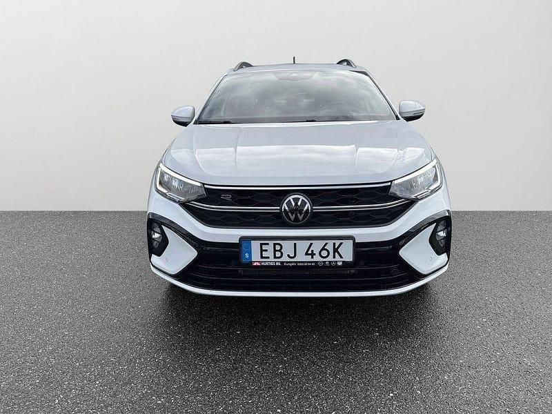 Begagnad VW Taigo R-line 116 HK (85 kW) 2024 Vit SUV