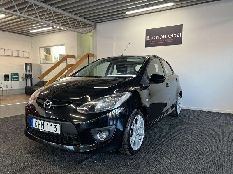 Svart Begagnad 2007 Mazda 2 Inclusive Halvkombi | 59 900 kr (Dyr) - Bild 1/4