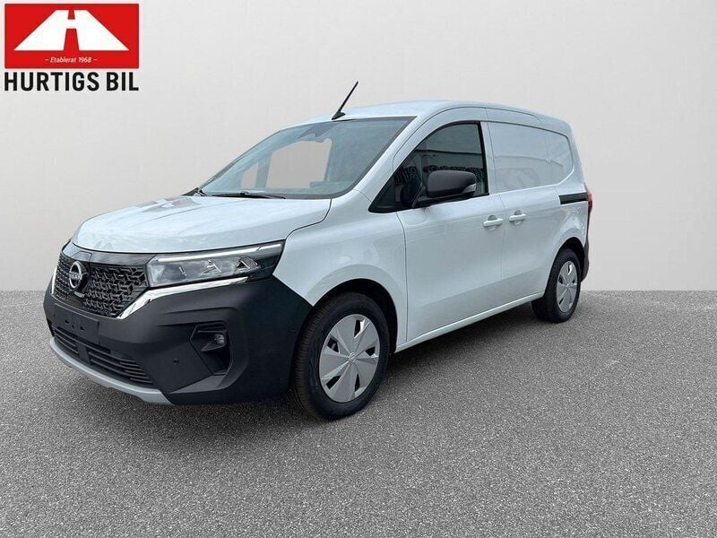 Vit Begagnad 2023 Nissan Townstar N-Connecta Minibuss | 312 375 kr (Superpris) - Bild 1/4