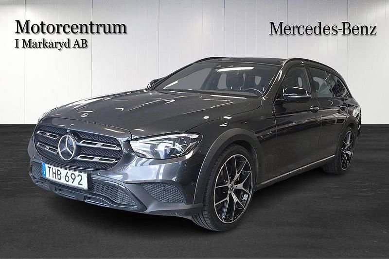 Grafitgrå metallic Begagnad 2022 Mercedes E220 Premium Plus Kombi | 459 000 kr (Dyr) - Bild 1/4