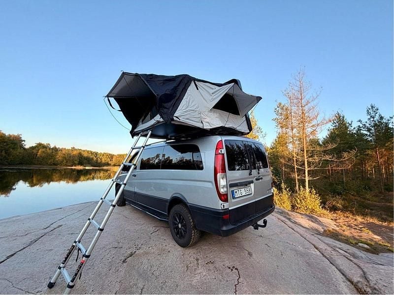 Silver Begagnad 2012 Mercedes Vito Minibuss | 199 000 kr - Bild 1/4