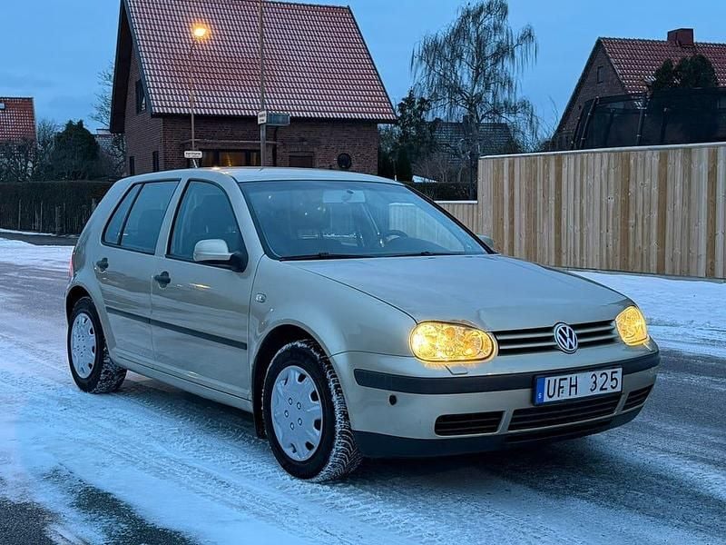 Begagnad VW Golf IV 102 HK (75 kW) 2003