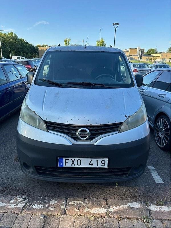 Silver Begagnad 2010 Nissan NV200 Van | 15 000 kr (Superpris) - Bild 1/4