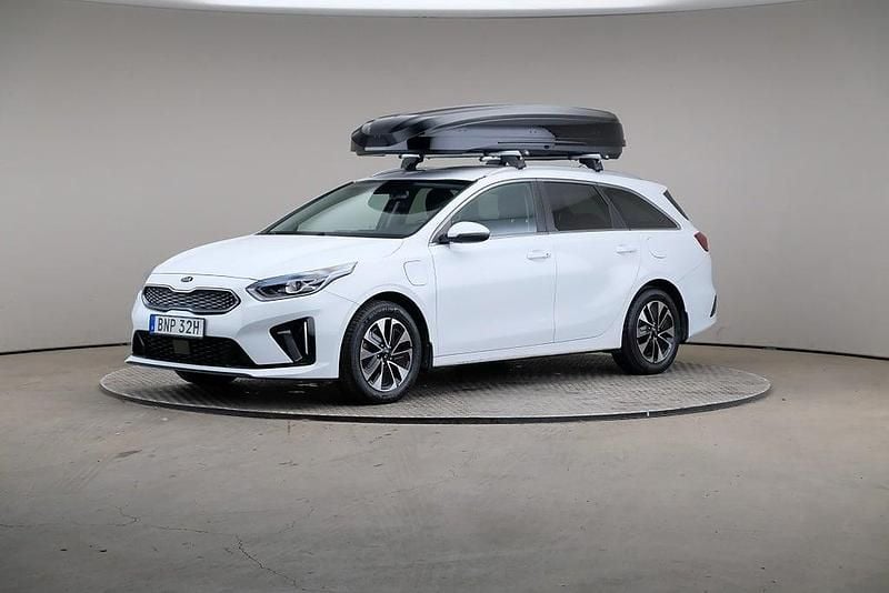 Vit Begagnad 2021 Kia Ceed Sportswagon Advance Kombi | 215 000 kr (Bra pris) - Bild 1/4