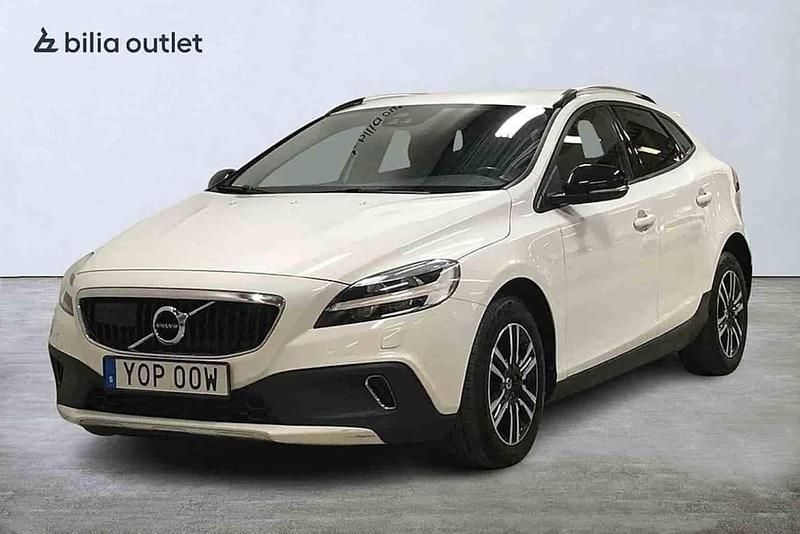Vit Begagnad 2019 Volvo V40 CC Kombi | 199 900 kr (Marknadspris) - Bild 1/1