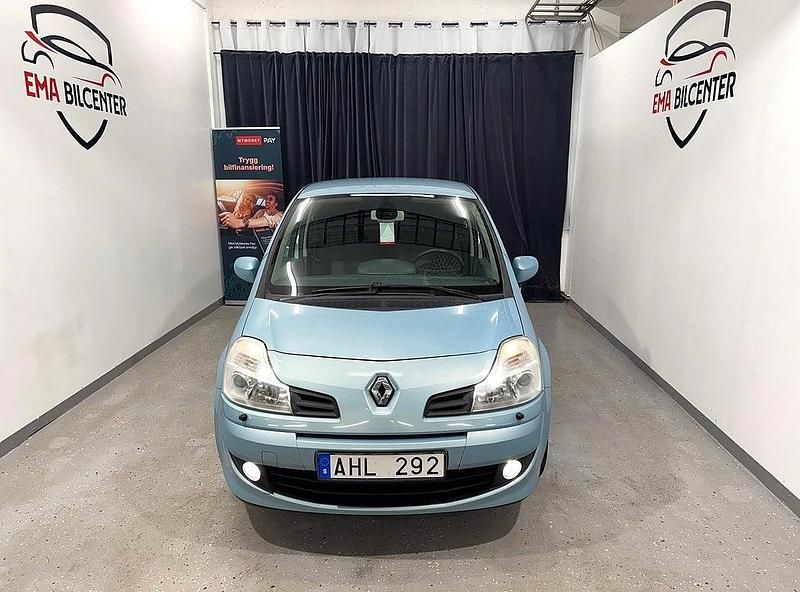 Begagnad Renault Grand Modus 101 HK (74 kW) 2010 Blå Minibuss