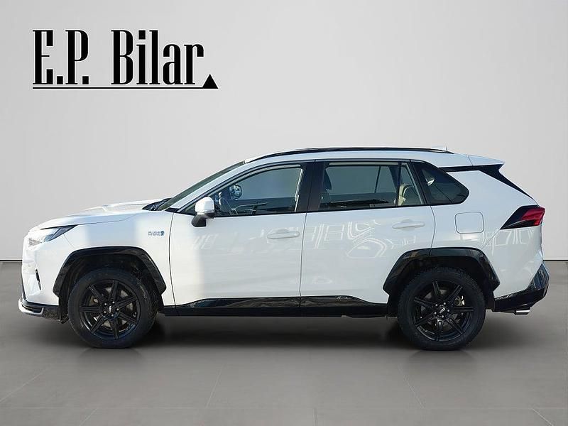 Begagnad Toyota RAV4 Hybrid 185 HK (136 kW) 2023 Vit SUV
