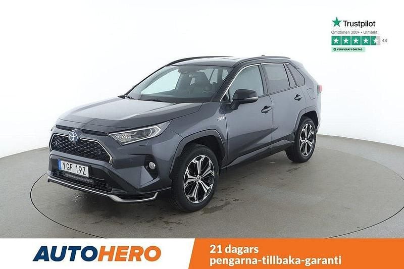 Grå Begagnad 2021 Toyota RAV4 Hybrid SUV | 360 000 kr (Marknadspris) - Bild 1/4