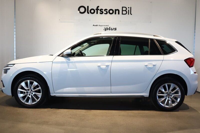 Vit Begagnad 2022 Skoda Kamiq Adventure SUV | 224 900 kr (Marknadspris) - Bild 1/4