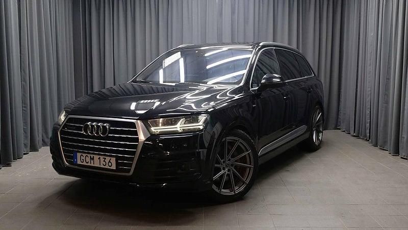 Svart Begagnad 2015 Audi Q7 S-Line SUV | 239 000 kr (Dyr) - Bild 1/4