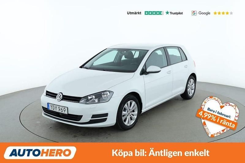 Vit Begagnad 2016 VW Golf VII Halvkombi | 117 000 kr (Marknadspris) - Bild 1/4
