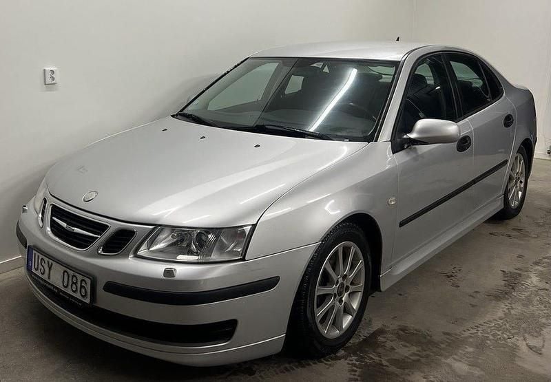 Begagnad Saab 9-3 Linear 150 HK (110 kW) 2004 Grå