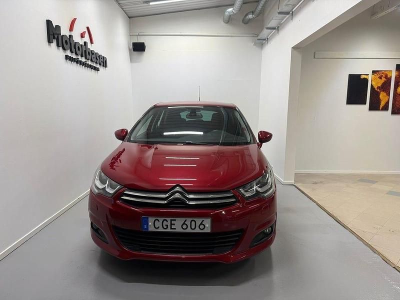 Begagnad Citroën C4 131 HK (96 kW) 2015 Röd Halvkombi