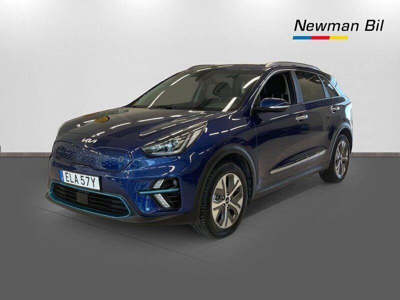 Blå Begagnad 2022 Kia e-Niro Advance SUV | 274 700 kr (Bra pris) - Bild 1/4