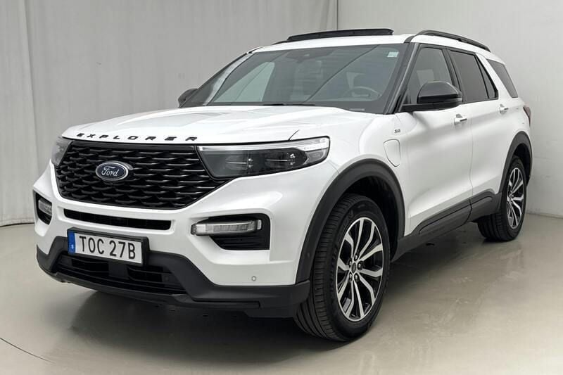 Vit Begagnad 2021 Ford Explorer ST-Line SUV | 369 000 kr - Bild 1/4