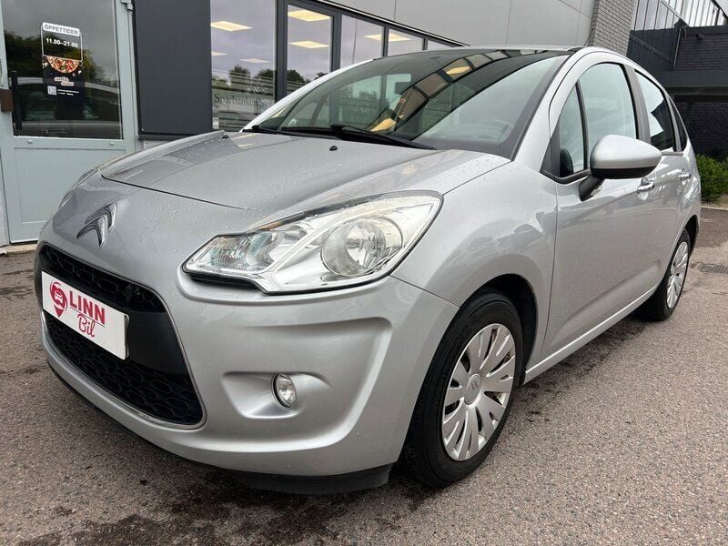 Silver Begagnad 2013 Citroën C3 Halvkombi | 47 999 kr (Marknadspris) - Bild 1/4