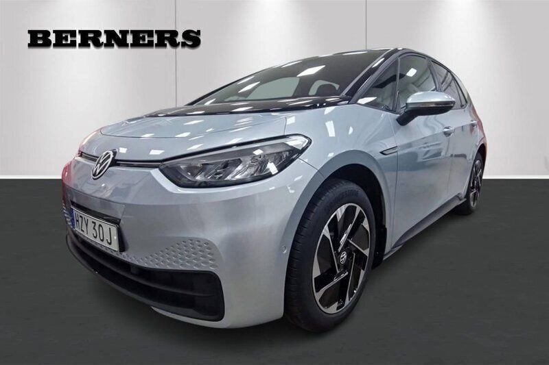 Silver Begagnad 2023 VW ID.3 Pro Performance Halvkombi | 528 900 kr - Bild 1/4