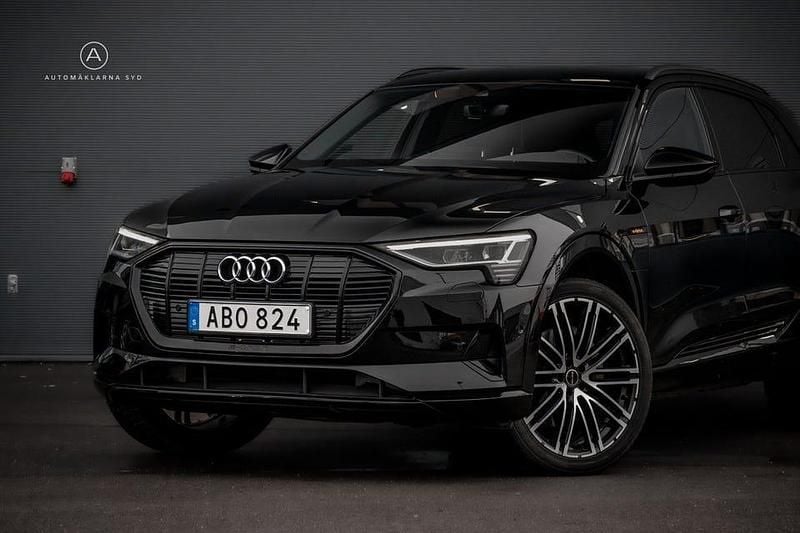 Begagnad Audi e-tron Proline 230 kW (313 HK) 2020 Svart SUV