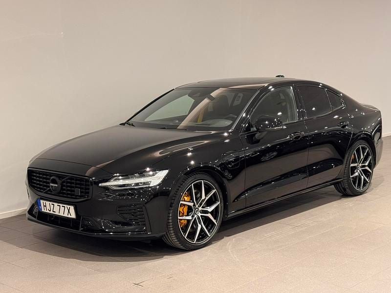 Begagnad Volvo S60 455 HK (334 kW) 2022 Svart Sedan