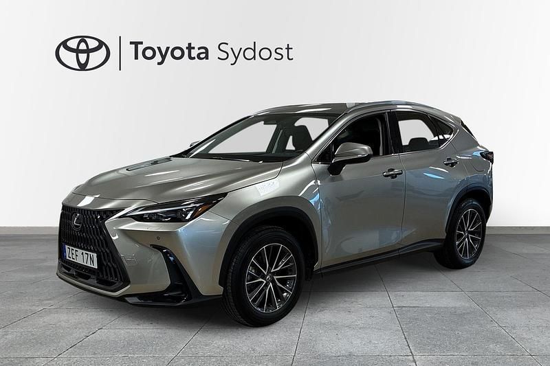 Begagnad Lexus NX350h 245 HK (180 kW) 2024 Grå SUV