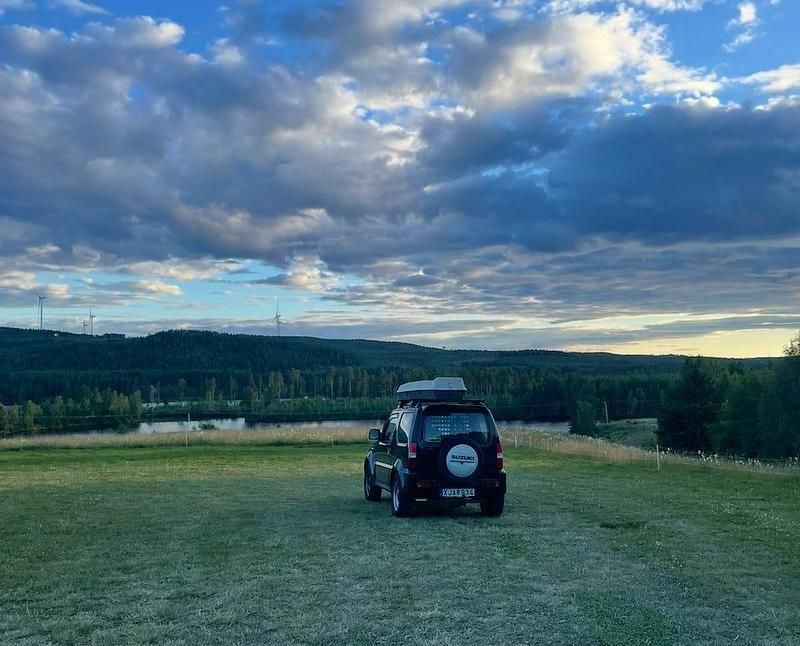 Begagnad Suzuki Jimny 86 HK (63 kW) 2006 SUV