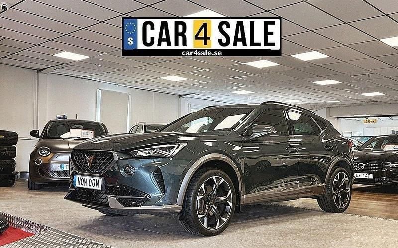 Mörkgrön (grön) Begagnad 2022 Cupra Formentor SUV | 269 900 kr (Marknadspris) - Bild 1/4