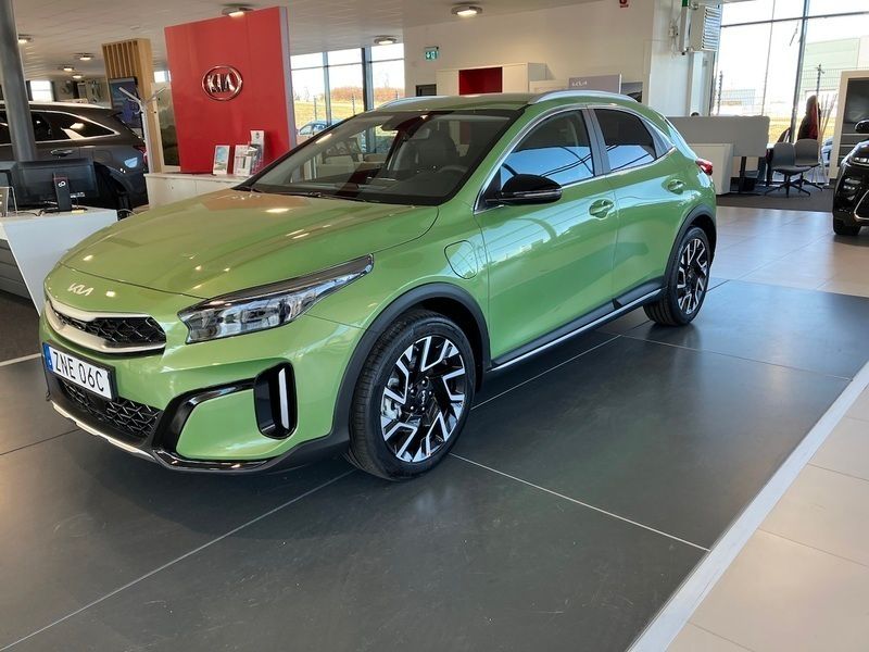 Grön Begagnad 2023 Kia XCeed Advance SUV | 334 900 kr (Dyr) - Bild 1/4