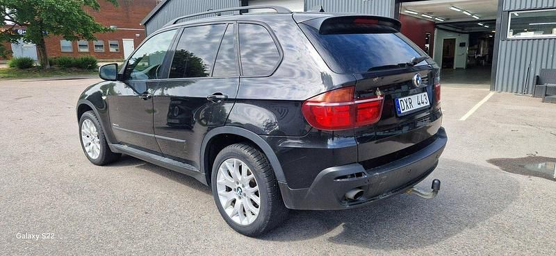Svart Begagnad 2009 BMW X5 SUV | 89 000 kr (Superpris) - Bild 1/4