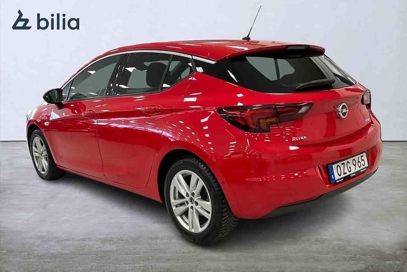 Röd Begagnad 2016 Opel Astra Halvkombi | 94 900 kr (Lite dyr) - Bild 1/1