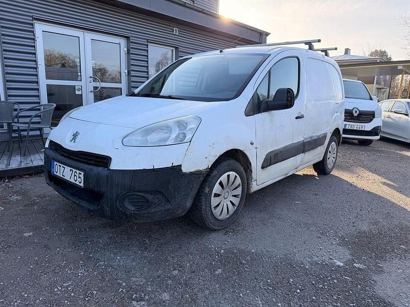 Begagnad Peugeot Partner 90 HK (66 kW) 2013 Vit