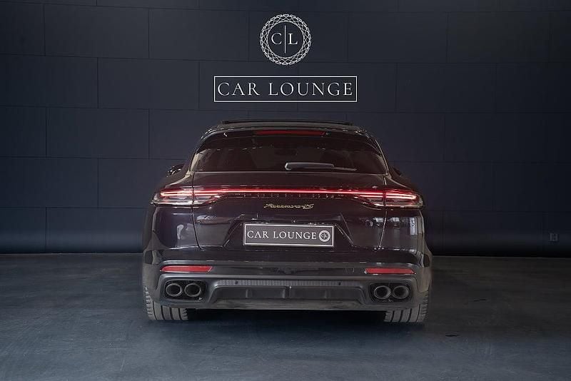Begagnad Porsche Panamera Sport Turismo 441 HK (324 kW) 2022 Svart Kombi