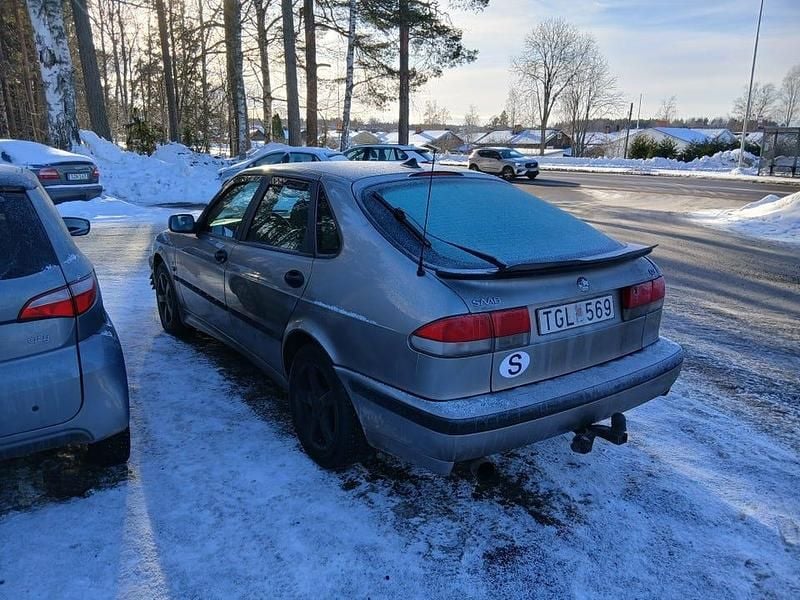 Begagnad Saab 9-3 185 HK (136 kW) 2002