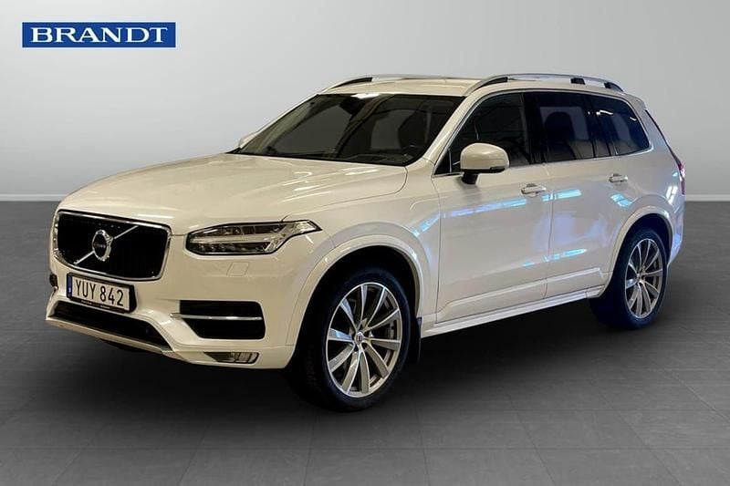 Vit Begagnad 2019 Volvo XC90 Momentum SUV | 374 900 kr - Bild 1/3