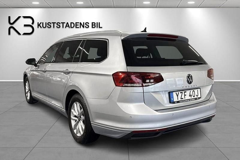 Begagnad VW Passat 150 HK (110 kW) 2022 Silver Kombi