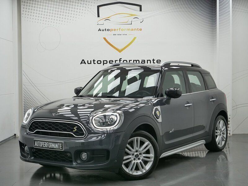 Grå Begagnad 2019 Mini Cooper S Countryman Salt SUV | 259 000 kr - Bild 1/4