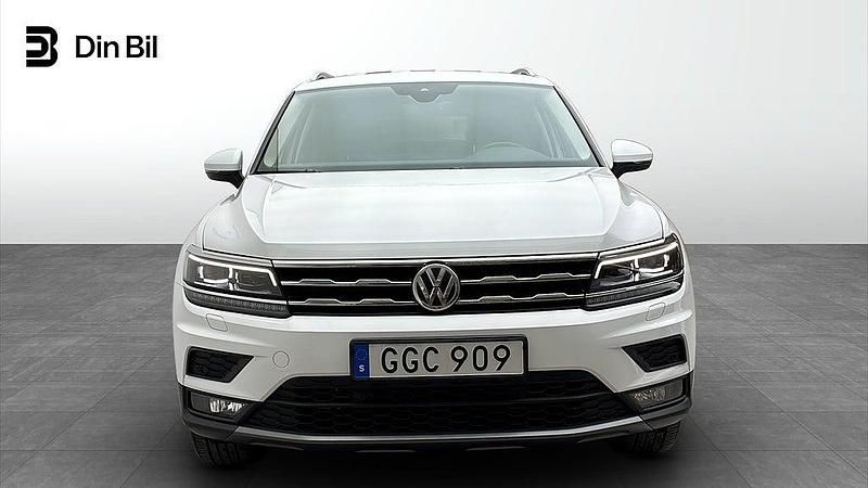 Begagnad VW Tiguan Allspace 190 HK (139 kW) 2021 Vit SUV