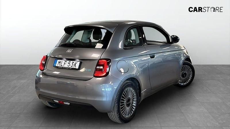 Begagnad Fiat 500e Icon 86 kW (118 HK) 2022 Grå Halvkombi