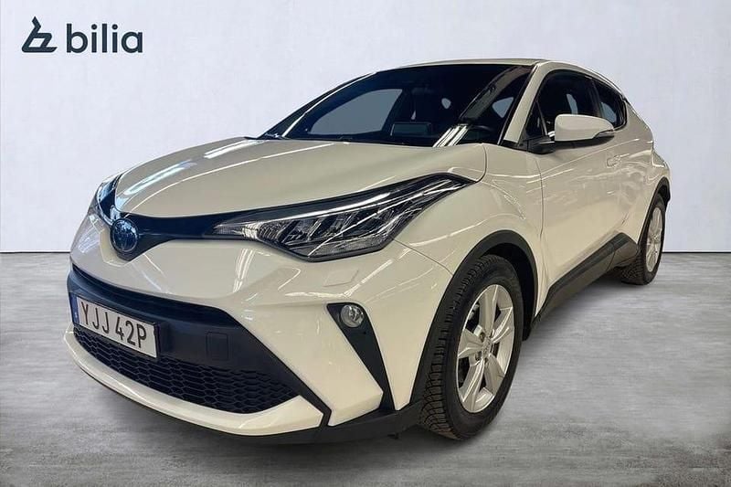 Begagnad Toyota C-HR Active 124 HK (91 kW) 2022 Vit SUV