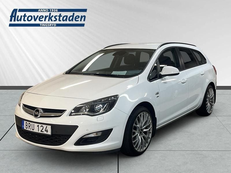 Vit Begagnad 2014 Opel Astra Kombi | 89 000 kr (Marknadspris) - Bild 1/4