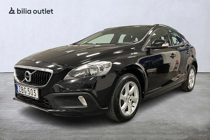 Begagnad Volvo V40 Business Edition 152 HK (111 kW) 2017 Svart Halvkombi