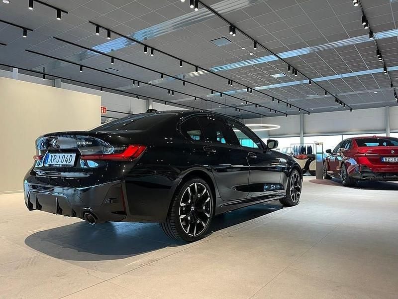 Begagnad BMW 330 M Sport 292 HK (214 kW) 2025 Svart Sedan
