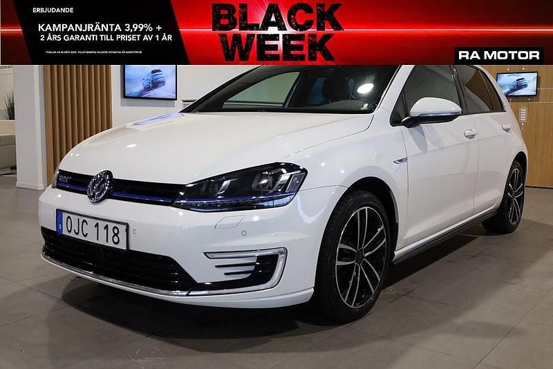 Vit Begagnad 2016 VW Golf VII GTE Halvkombi | 169 900 kr (Marknadspris) - Bild 1/3