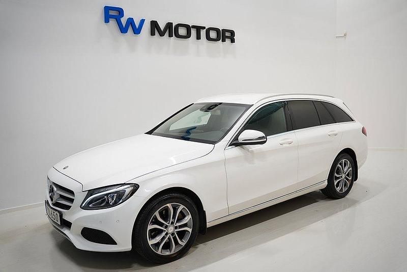Vit Begagnad 2017 Mercedes C220 Avantgarde Kombi | 154 900 kr (Marknadspris) - Bild 1/4