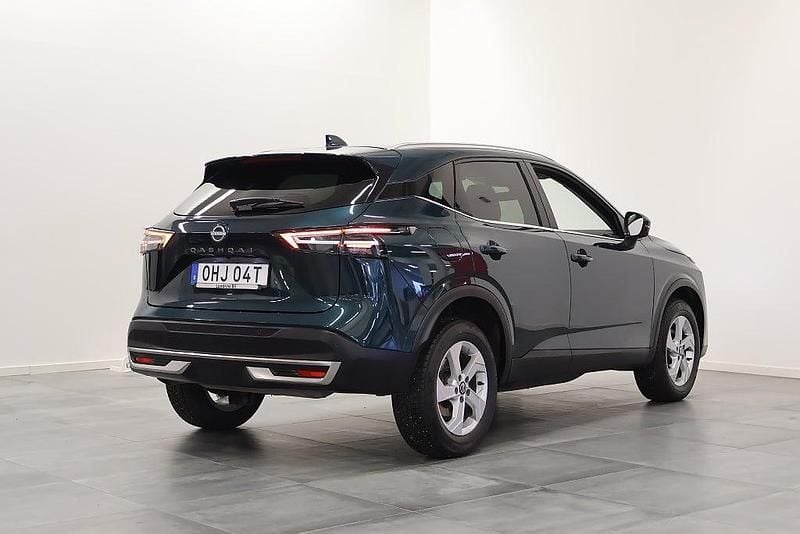 Begagnad Nissan Qashqai N-Connecta 158 HK (116 kW) 2024 Mörkgrön SUV