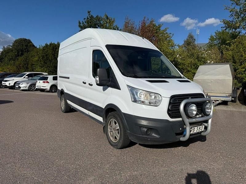 Begagnad Ford Transit 126 HK (92 kW) 2014 Vit Van
