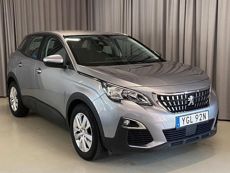 Grå Begagnad 2019 Peugeot 3008 Active SUV | 169 900 kr (Bra pris) - Bild 1/4