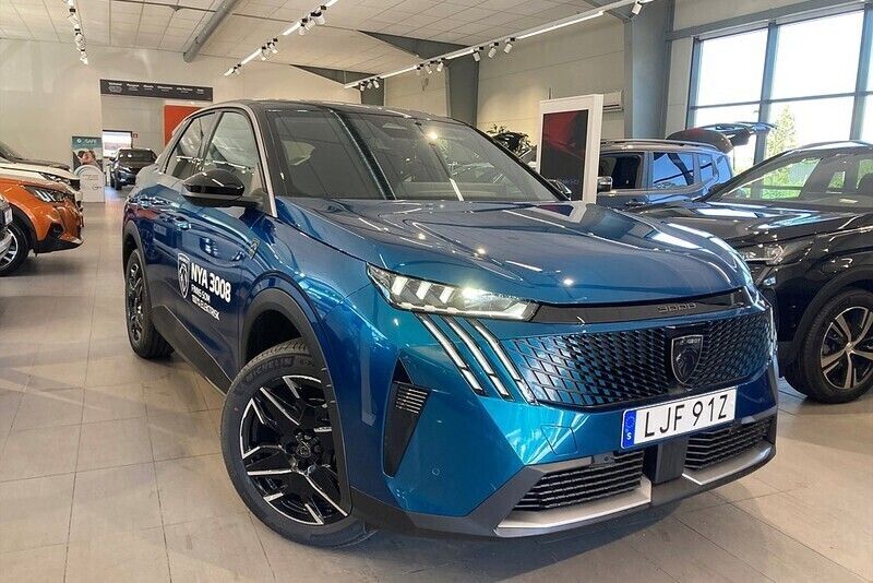 Blå (blå obsession) Begagnad 2024 Peugeot 3008 GTi SUV | 379 900 kr (Dyr) - Bild 1/4